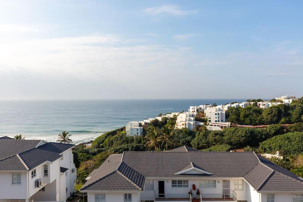 48 Long Island * Ballito