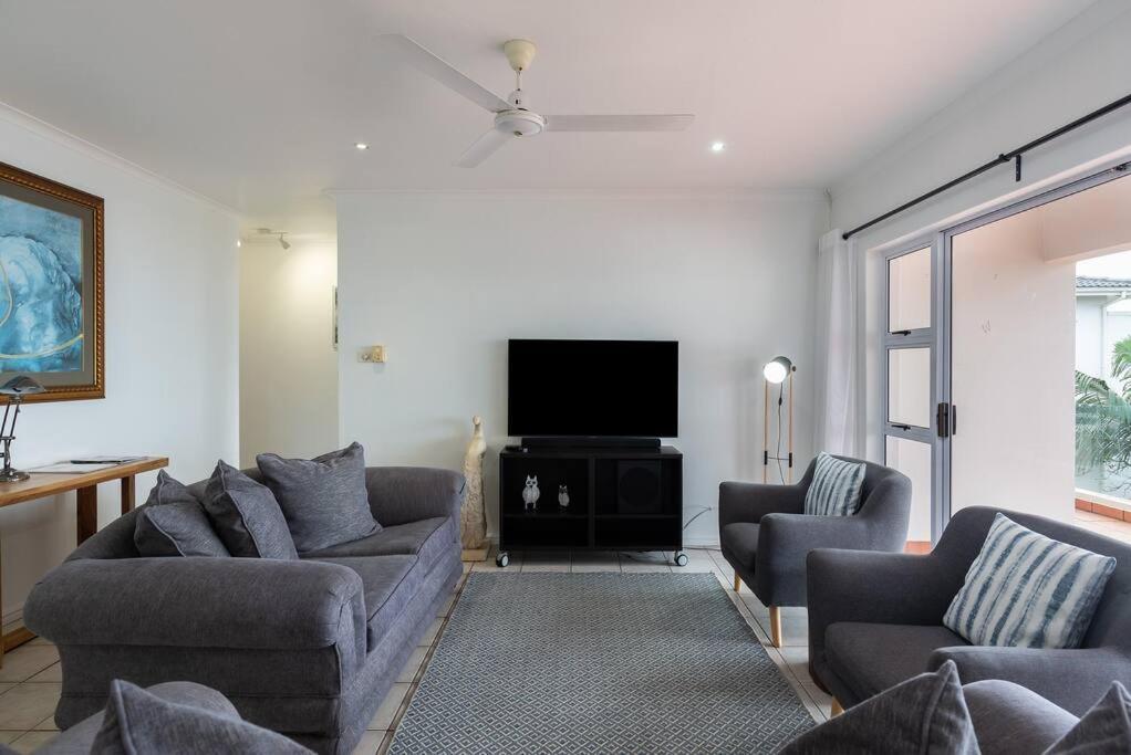 Apartment 48 Long Island Ballito